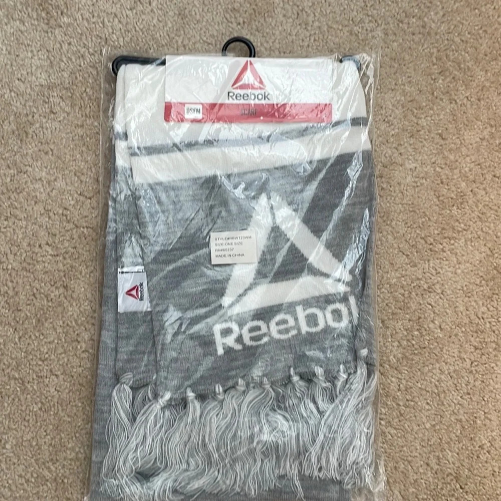 Reebok scarf